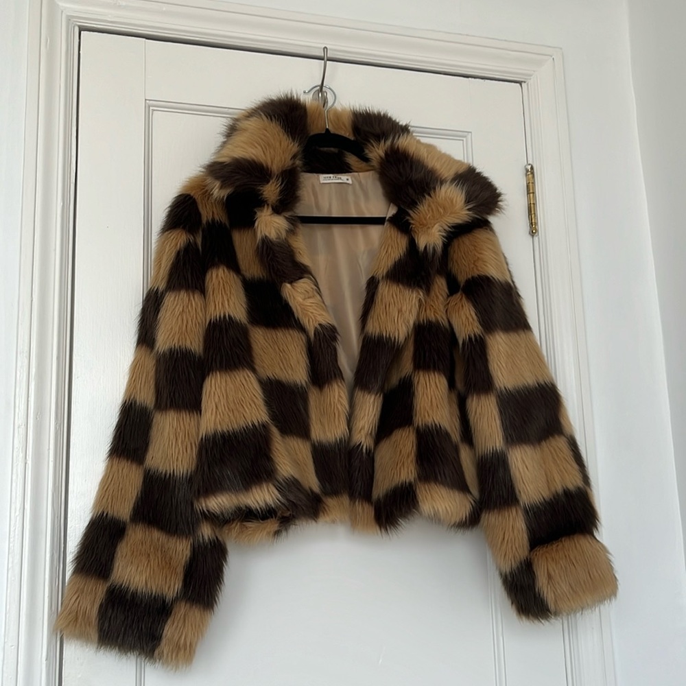12th Tribe Faux Fur Coat - medium